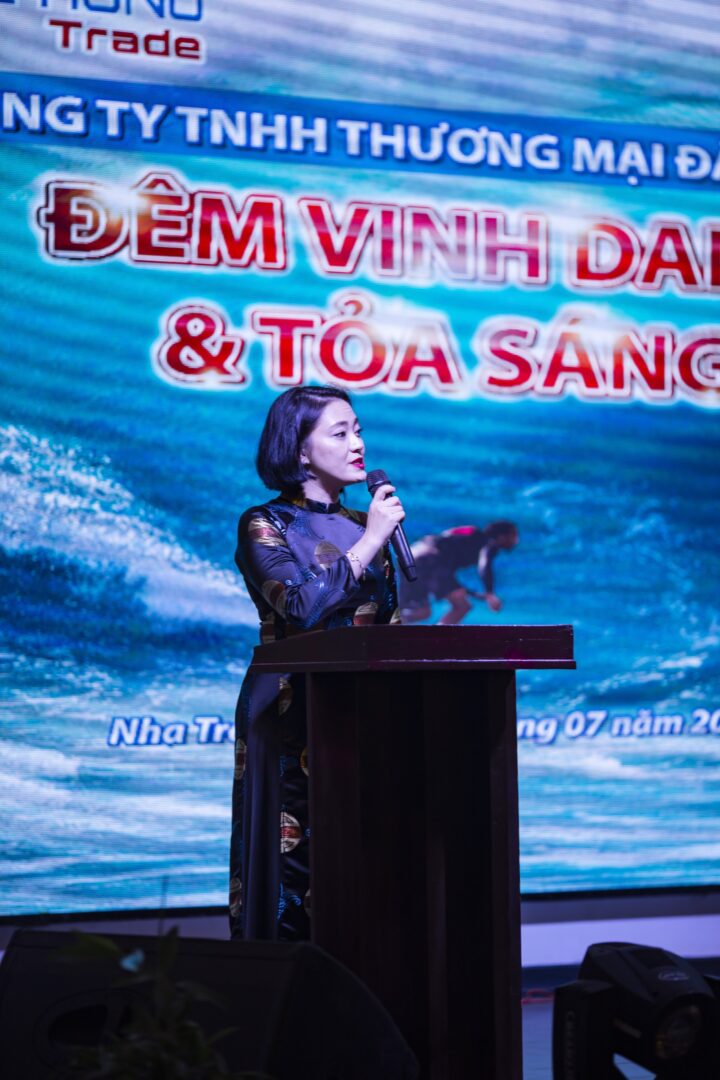Đắc Hưng Team building – Đêm vinh danh và tỏa sáng