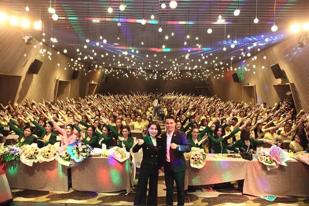 LỄ BỔ NHIỆM VÀ KHÓA ĐÀO TẠO CHUYỂN GIAO QUY TRÌNH BÁN LẺ ĐỈNH CAO TQ_GROUP