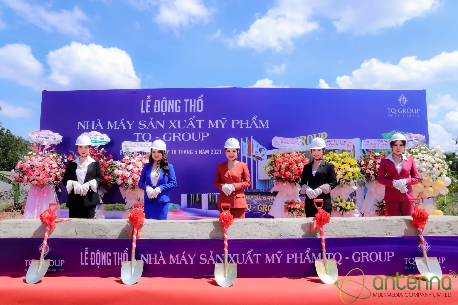 LỄ ĐỘNG THỔ NHÀ MÁY SẢN XUẤT MỸ PHẨM TQ-GROUP